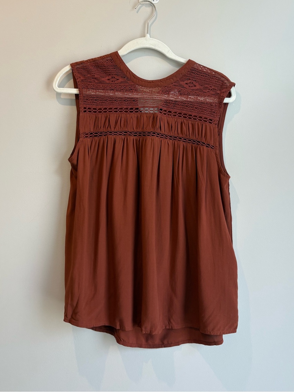Old Navy Sleeveless Lace Yoke Camisole - Rust Brown
